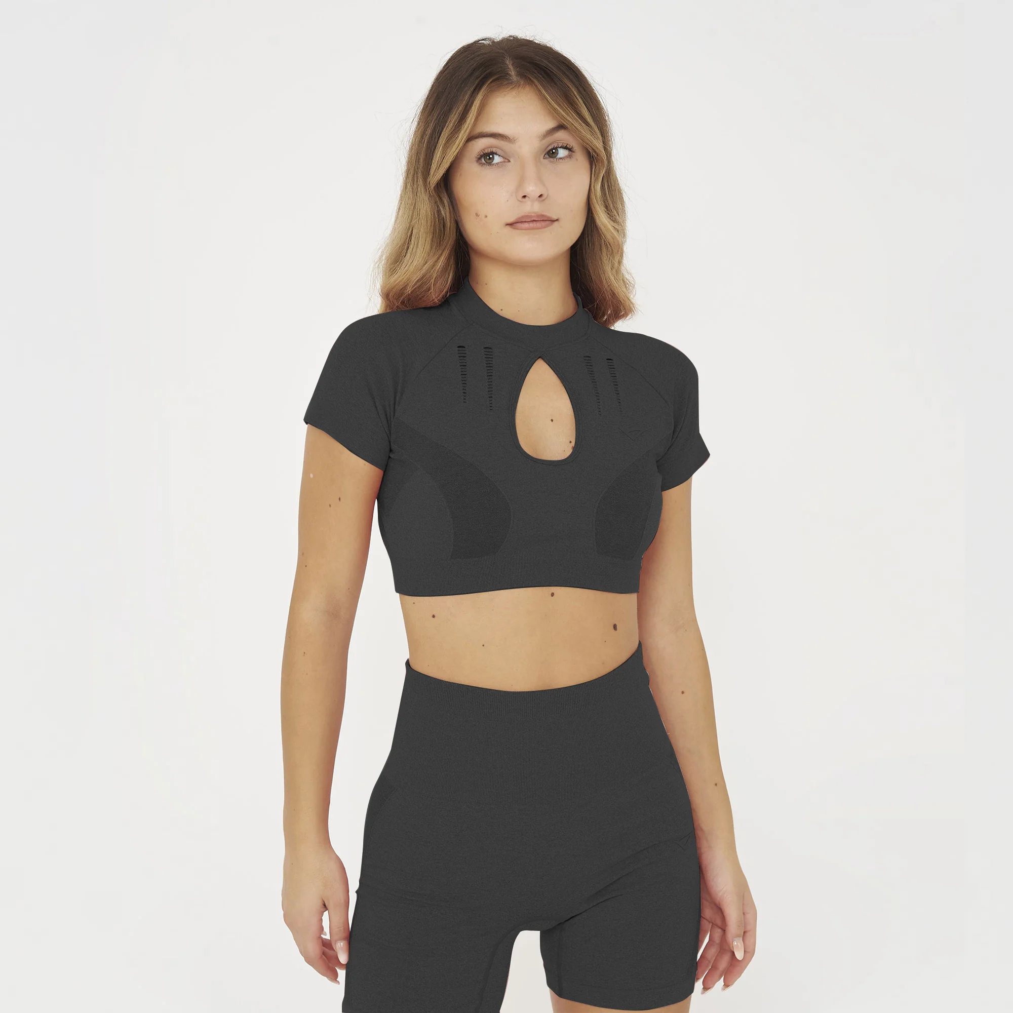 Maglia crop da allenamento Lexi - Image 10