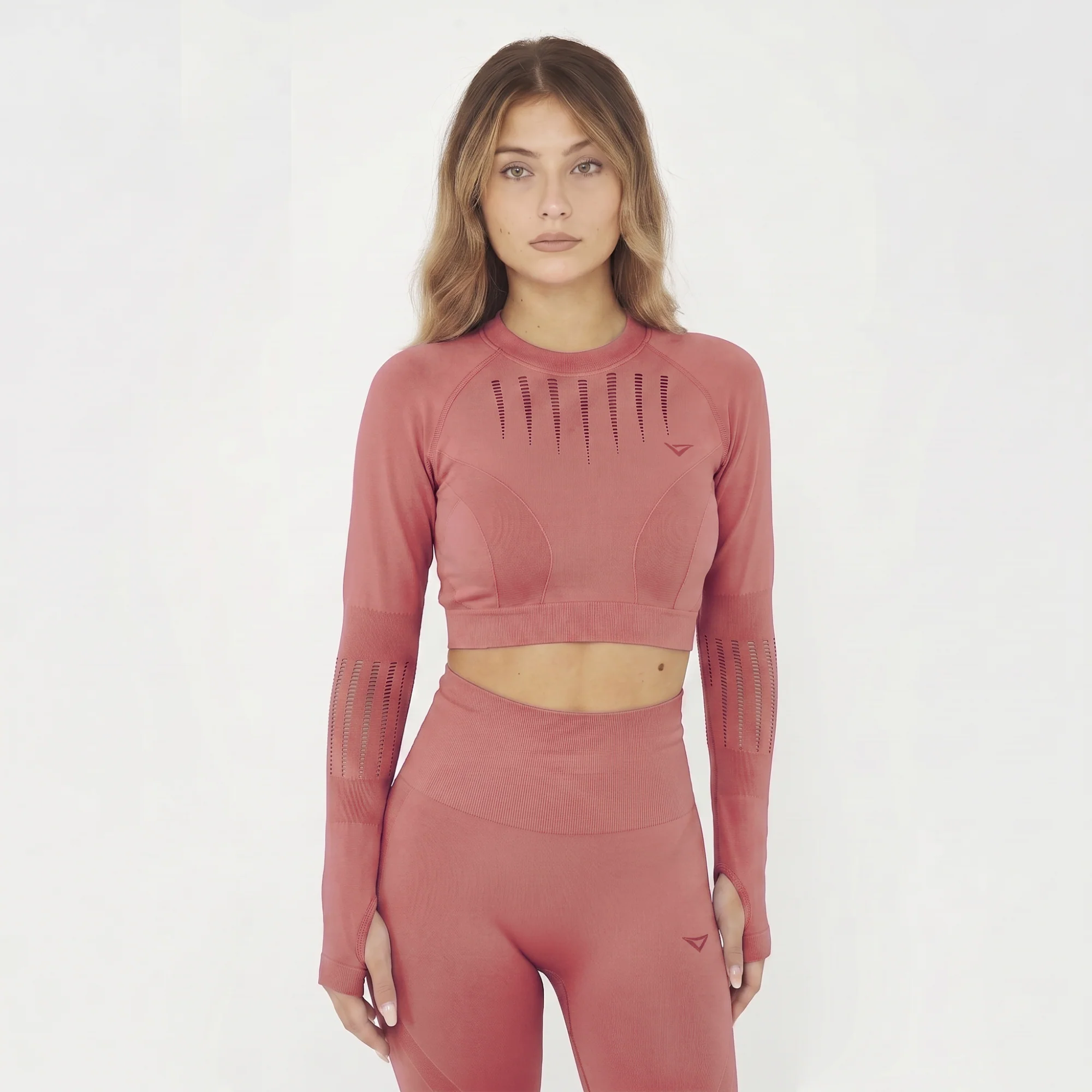 Maglia crop con passapollice da allenamento Rue - Image 6