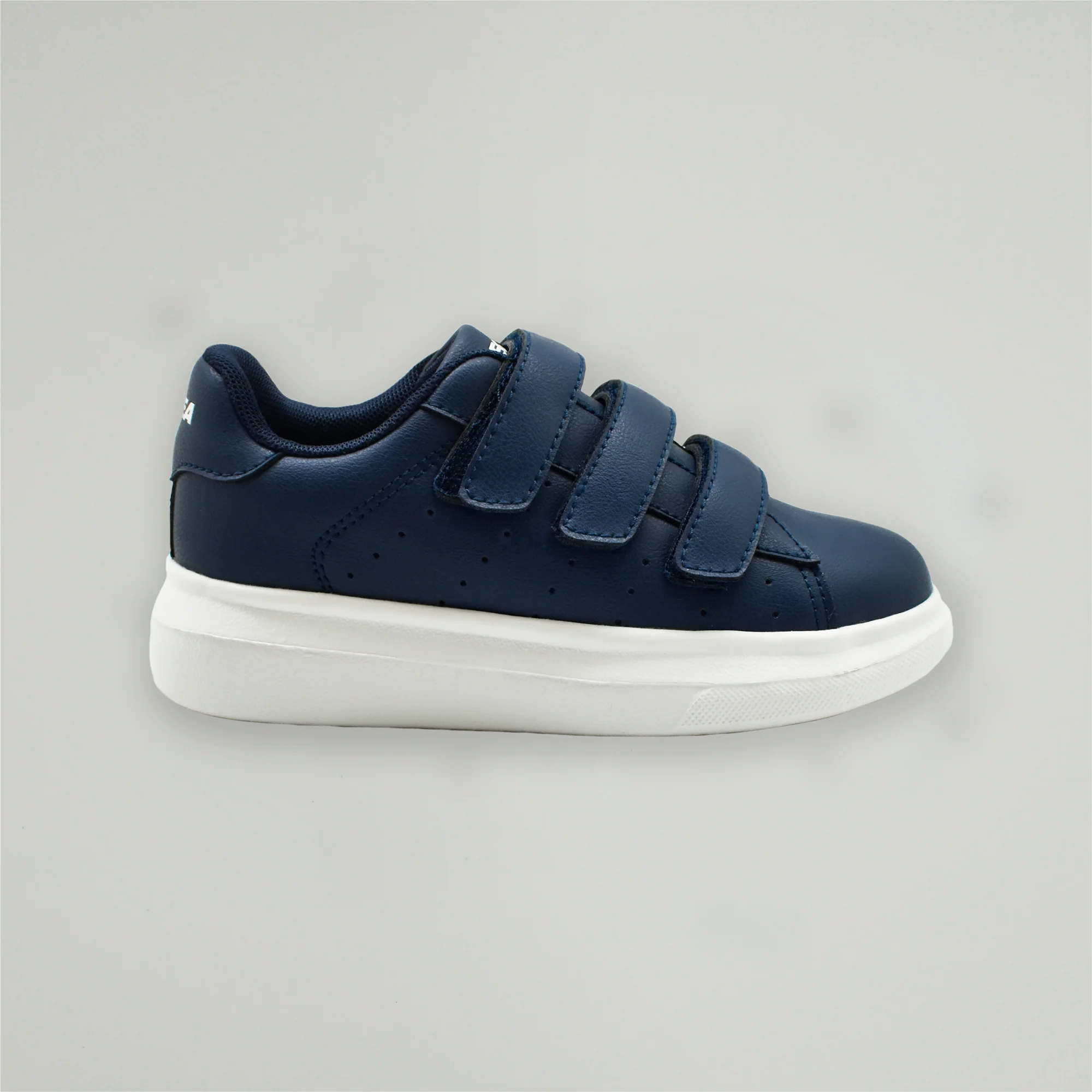 Scarpe con strappi per bambini Ten