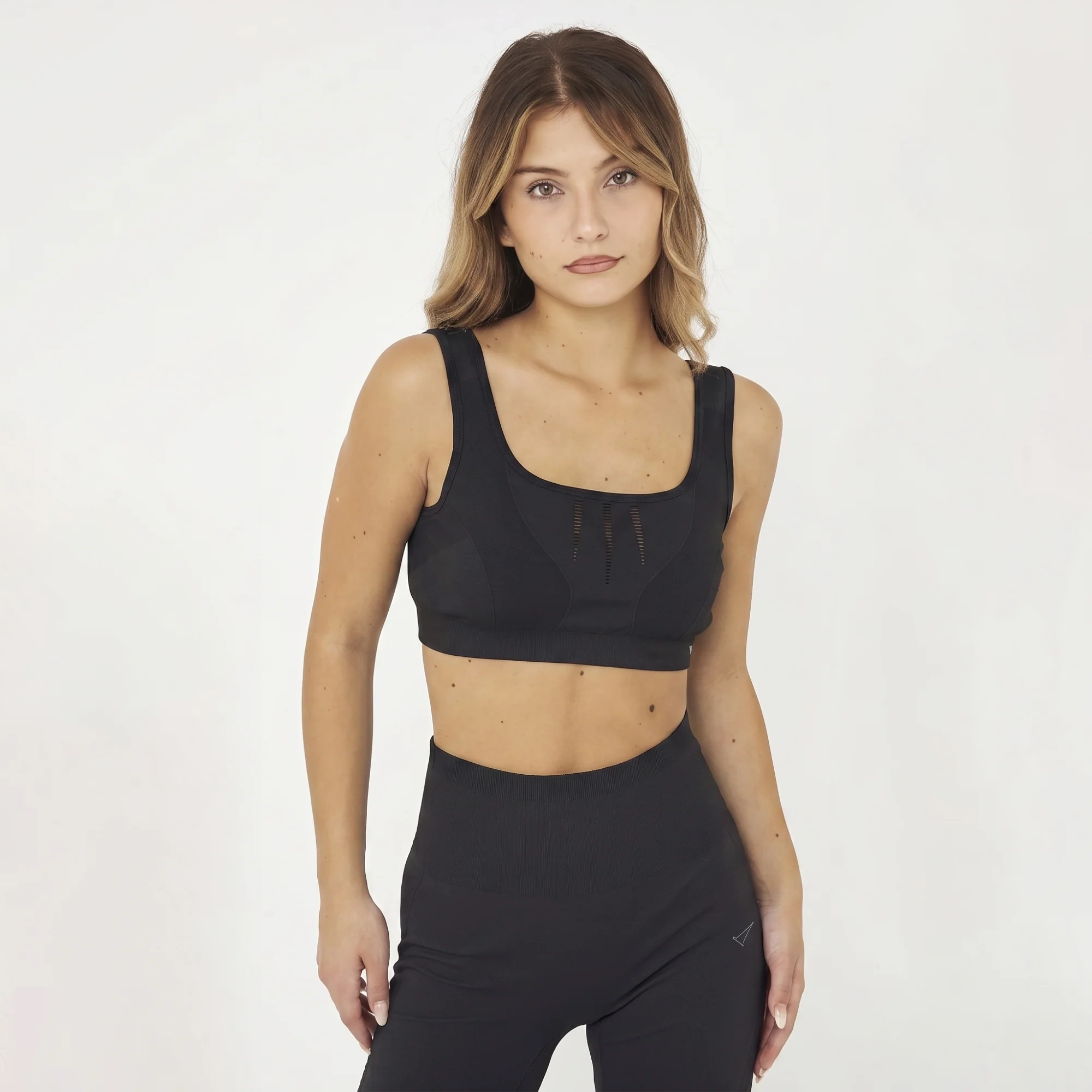 Reggiseno sportivo con coppe Maddy - Image 3